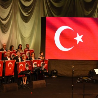 Başöğretmen Atatürk ve Öğretmenler Günü Konseri