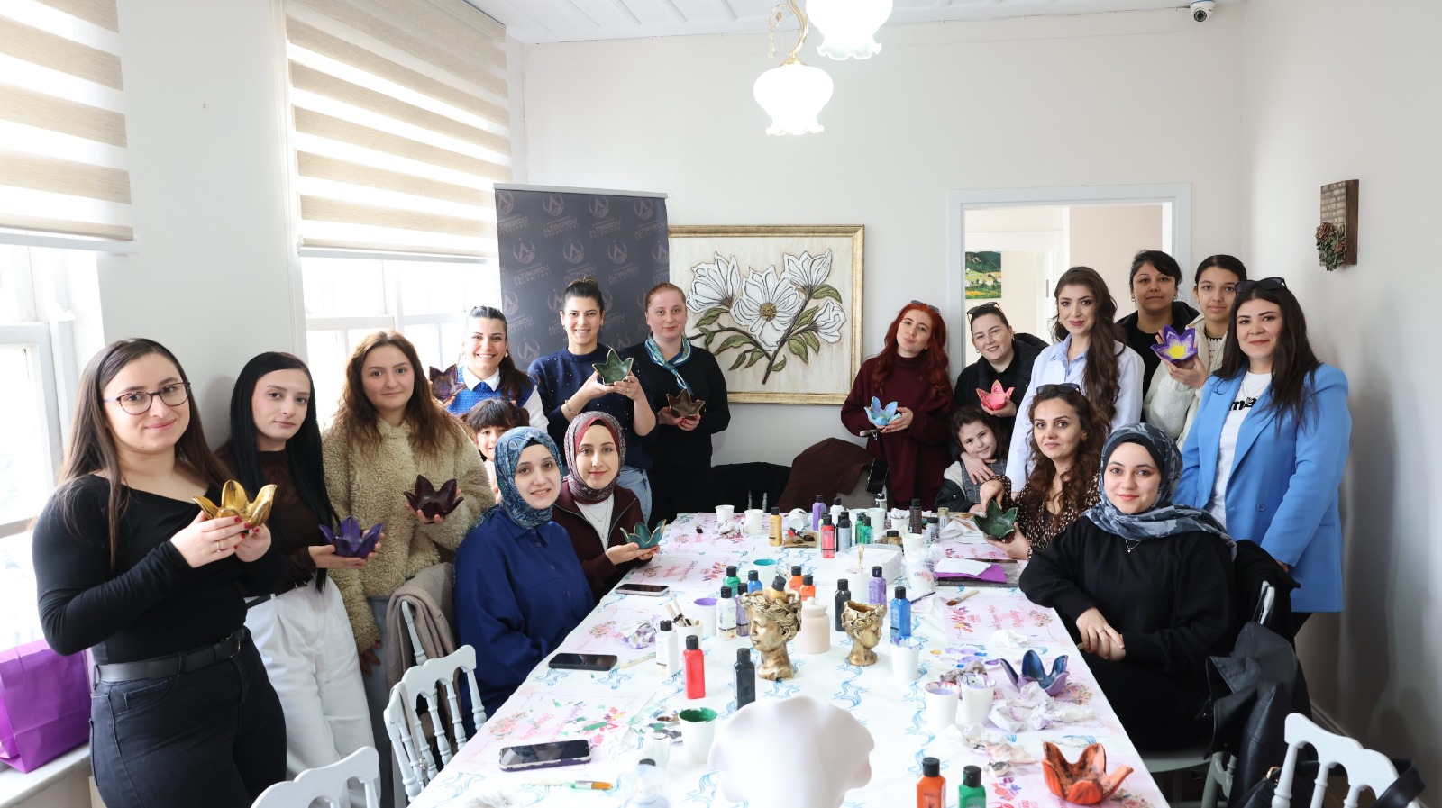 ALTINORDU’DA RAMAZAN BAYRAMI’NA ÖZEL ŞEKERLİK BOYAMA ATÖLYESİ