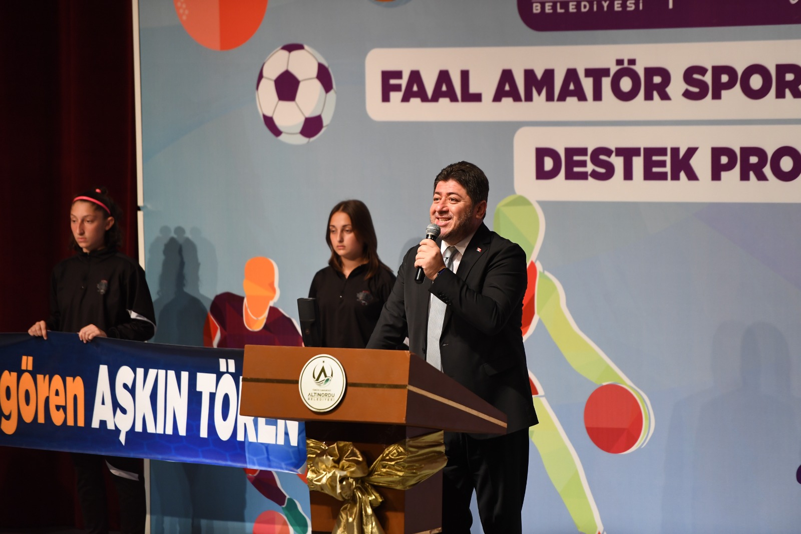 ALTINORDU BELEDİYESİNDE DURMAK YOK DESTEĞE DEVAM