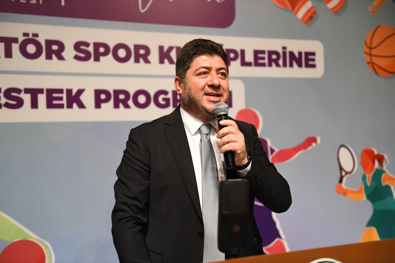ALTINORDU BELEDİYESİNDE DURMAK YOK DESTEĞE DEVAM