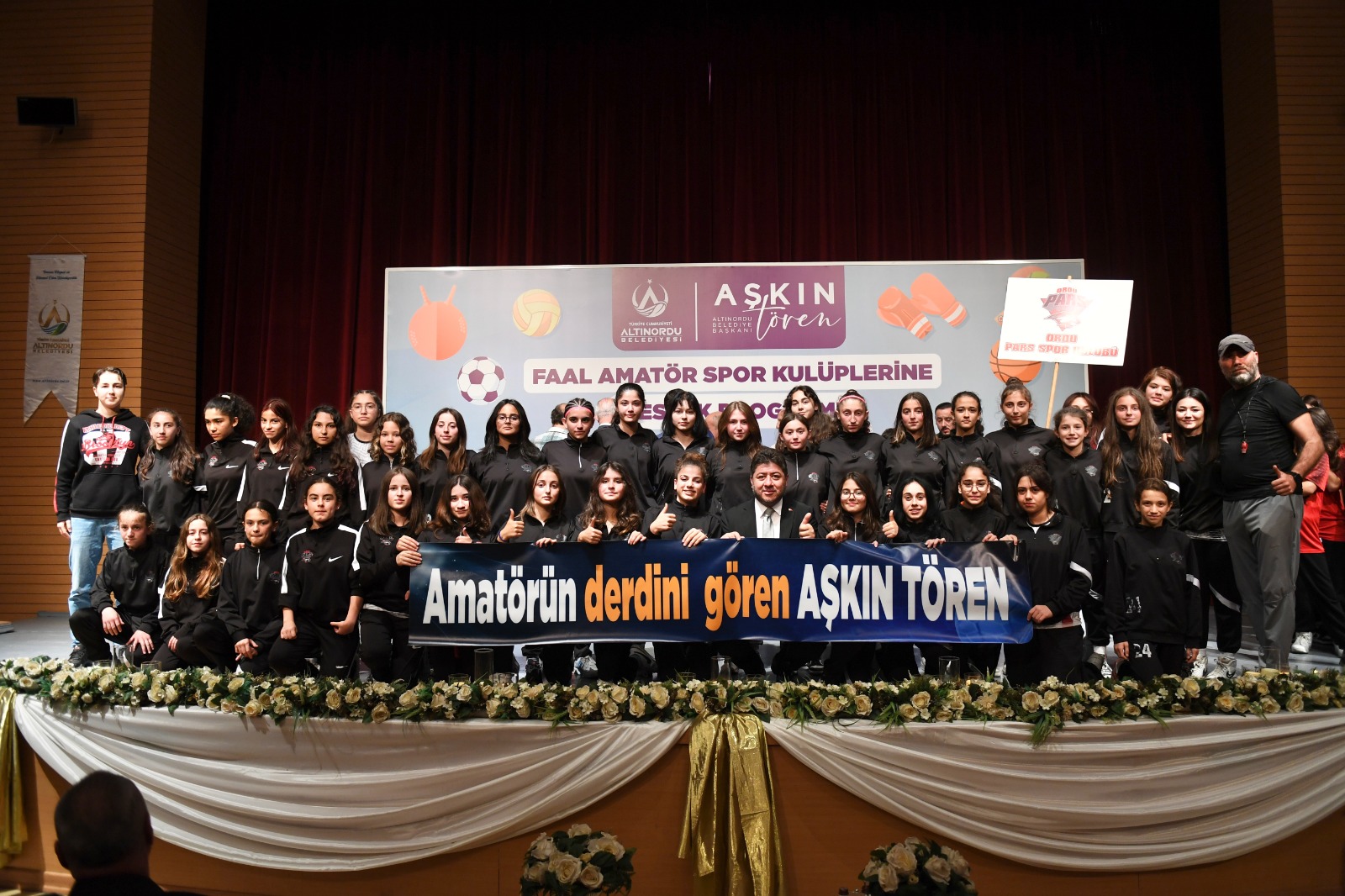 ALTINORDU BELEDİYESİNDE DURMAK YOK DESTEĞE DEVAM