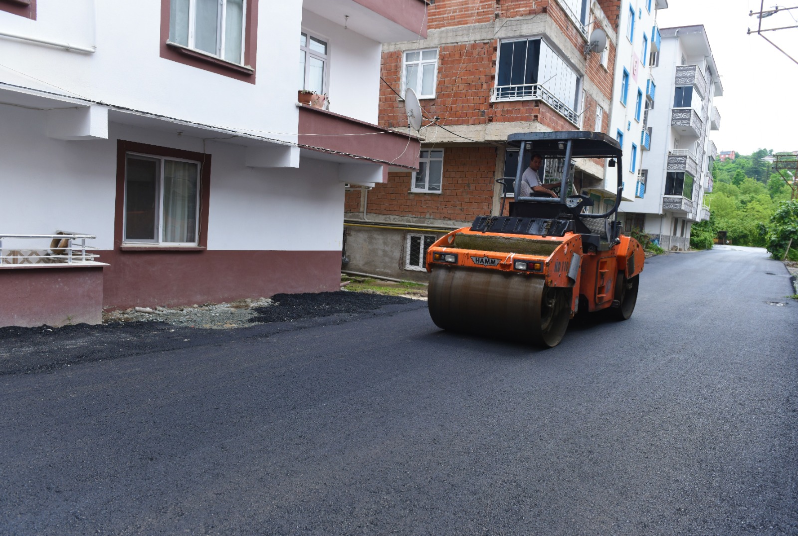 ALTINORDU’DA ALTYAPI VE ULAŞIM YATIRMLARI HIZ KESMİYOR