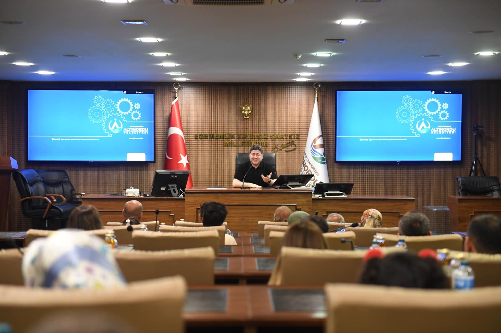 BAŞKAN TÖREN HALK GÜNÜNDE HEMŞEHRİLERİYLE BULUŞMAYA DEVAM EDİYOR