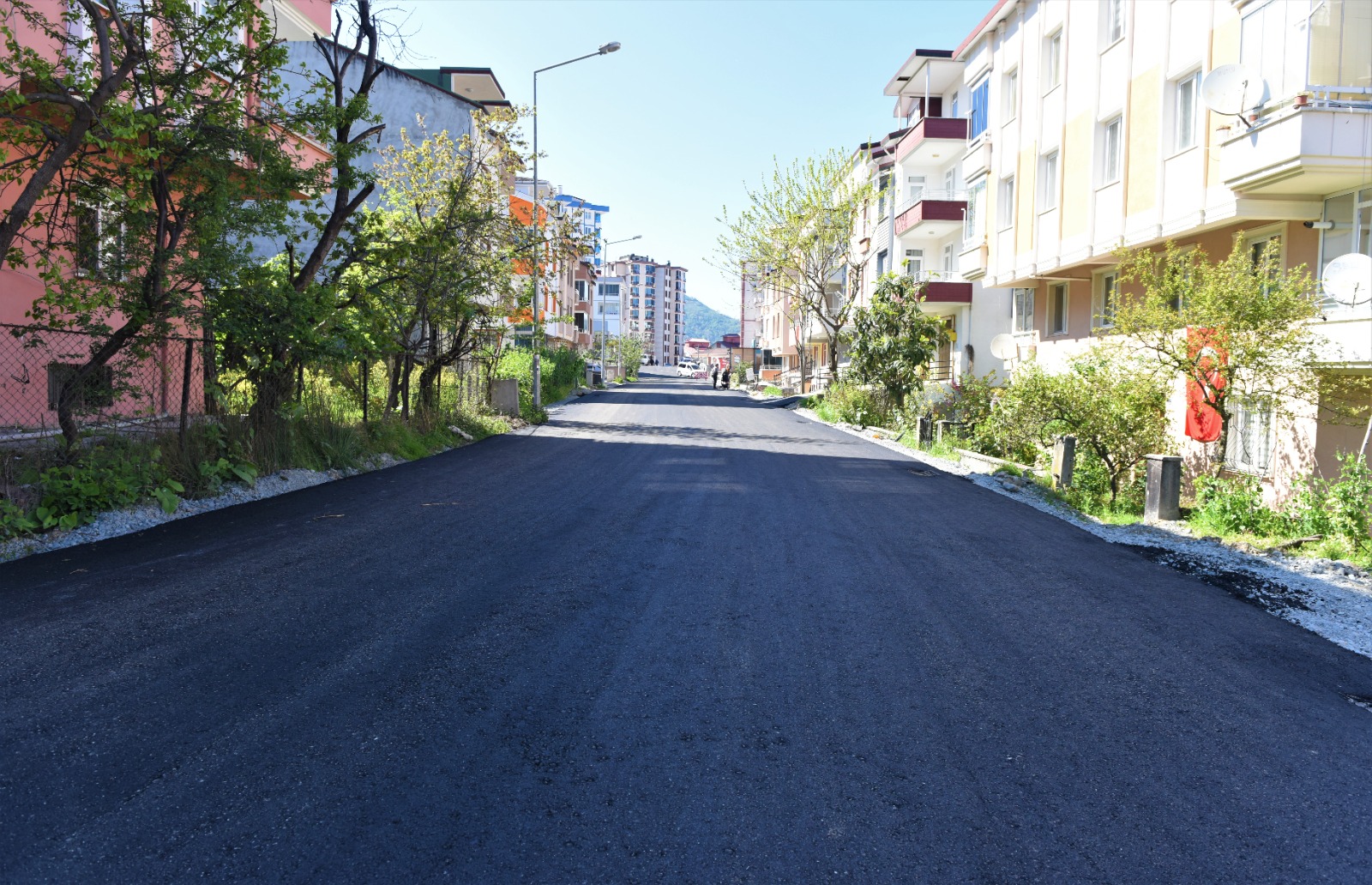 ALTINORDU BELEDİYESİ ŞEHRİN AKUT SORUNLARINA ÇÖZÜM ÜRETMEYE DEVAM EDİYOR