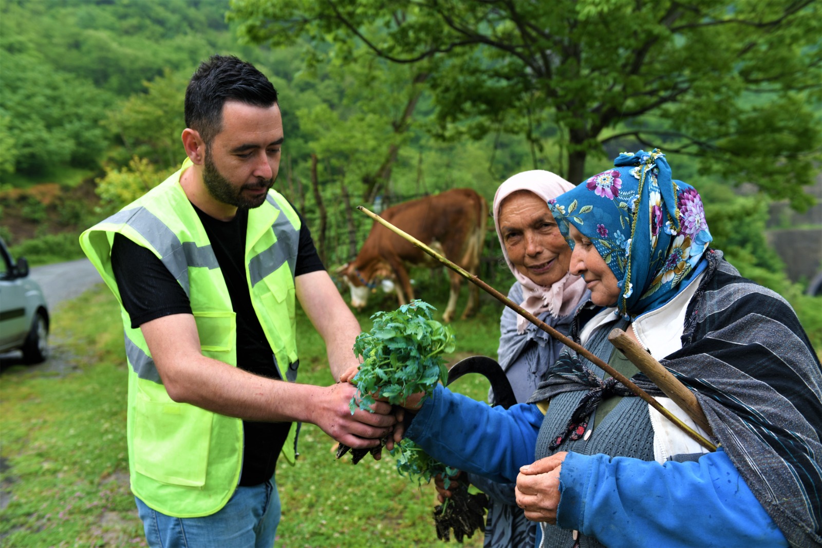 BAŞKAN AŞKIN TÖREN “TARIMIN DESTEKÇİSİ ÇİFTÇİMİZİN DOSTUYUZ”