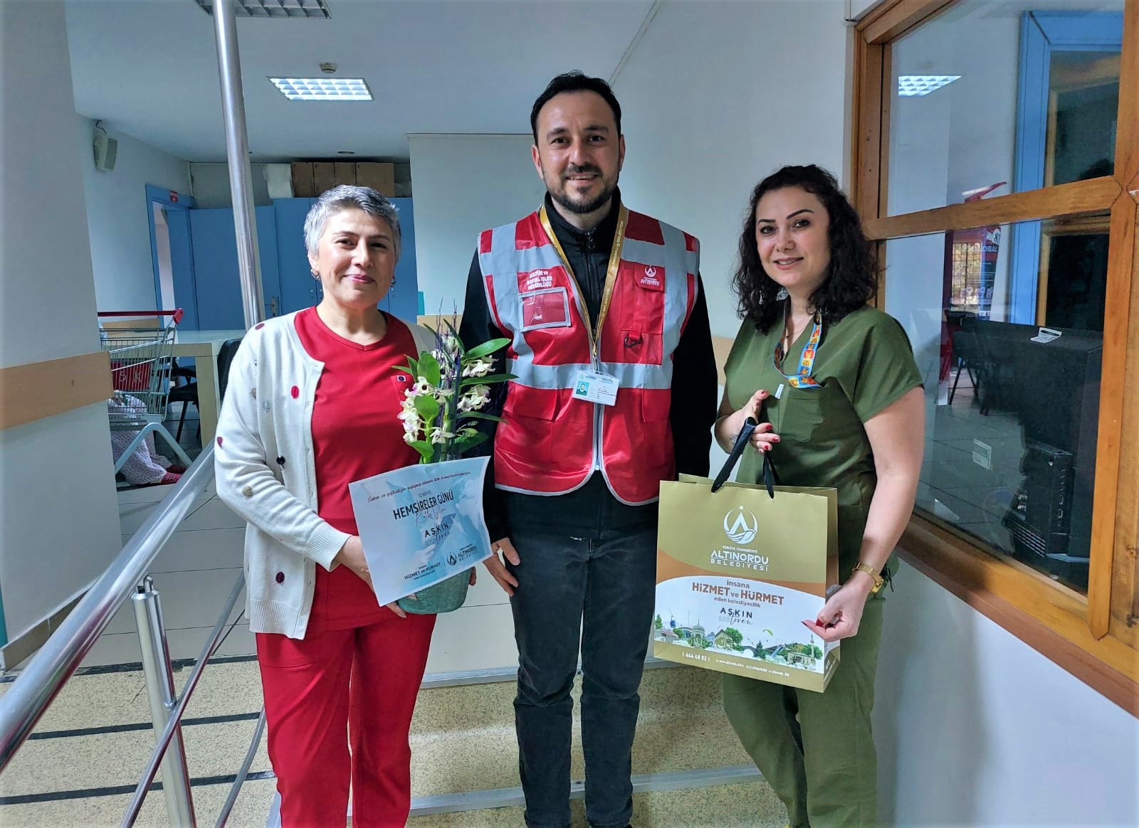 ALTINORDU BELEDİYESİ BEYAZ MELEKLERİ UNUTMADI