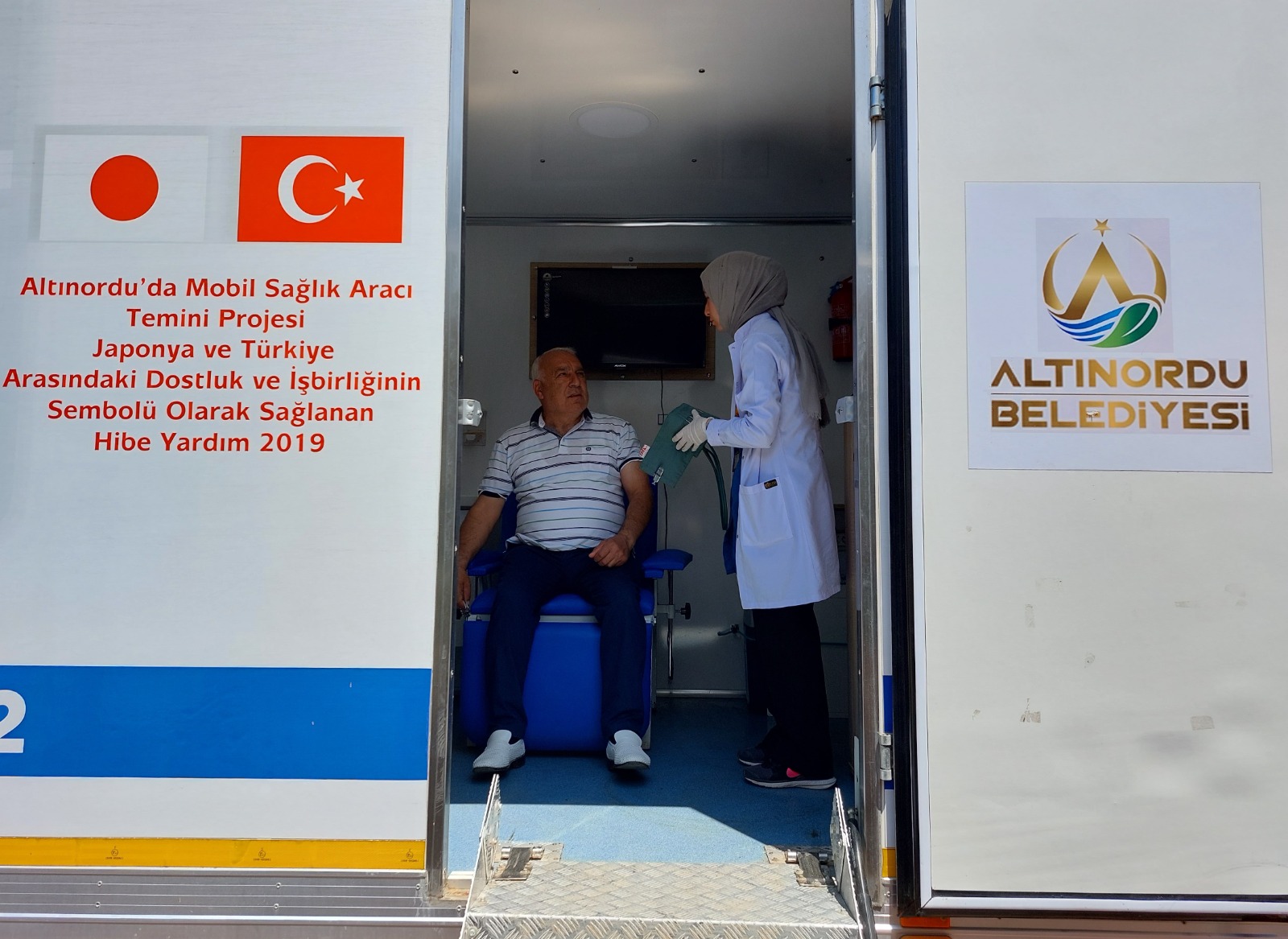 ALTINORDU MOBİL SAĞLIK TARAMA ARACI VATANDAŞIN EN BÜYÜK SAĞLIK DESTEKÇİSİ OLDU