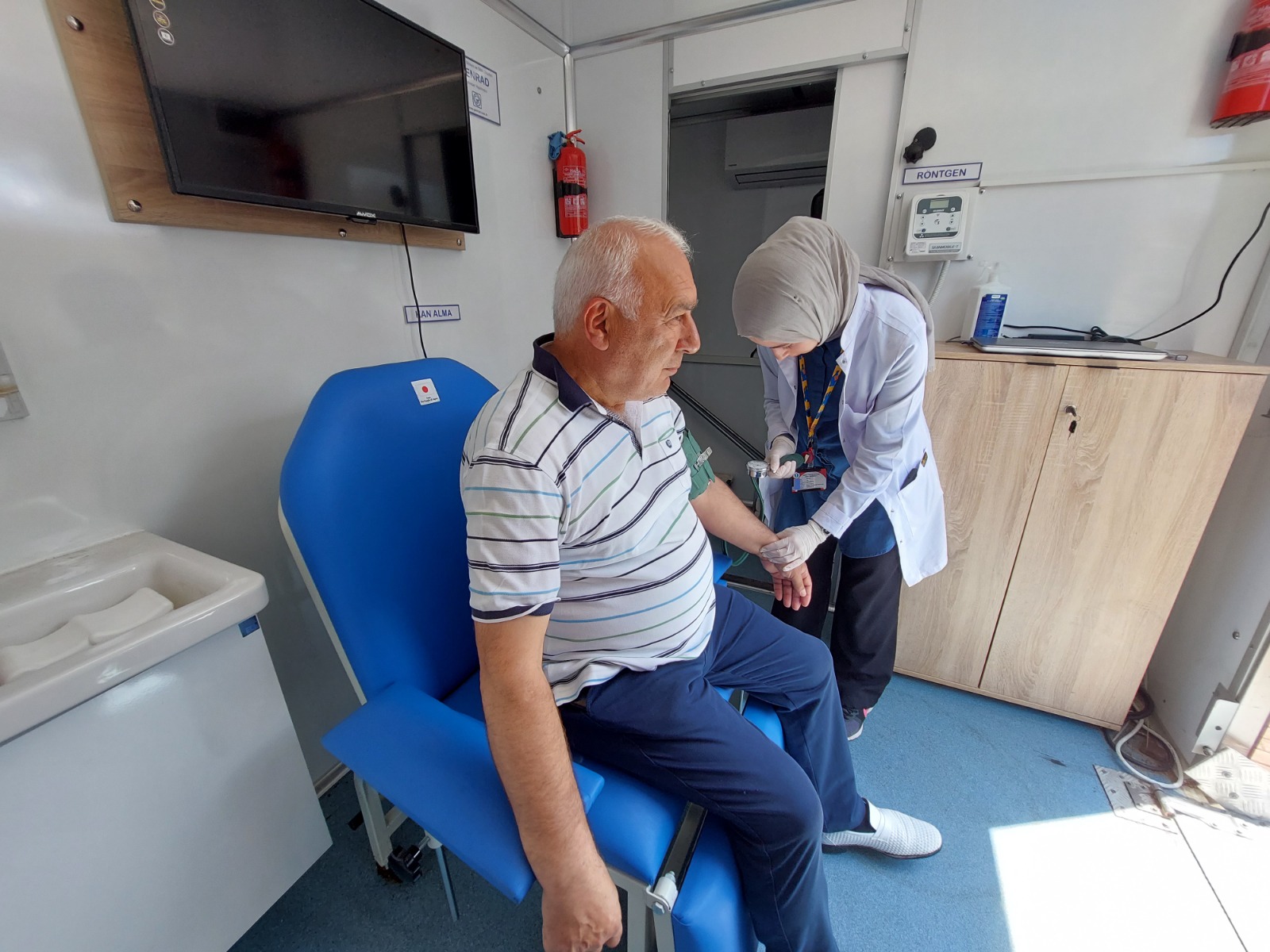 ALTINORDU MOBİL SAĞLIK TARAMA ARACI VATANDAŞIN EN BÜYÜK SAĞLIK DESTEKÇİSİ OLDU