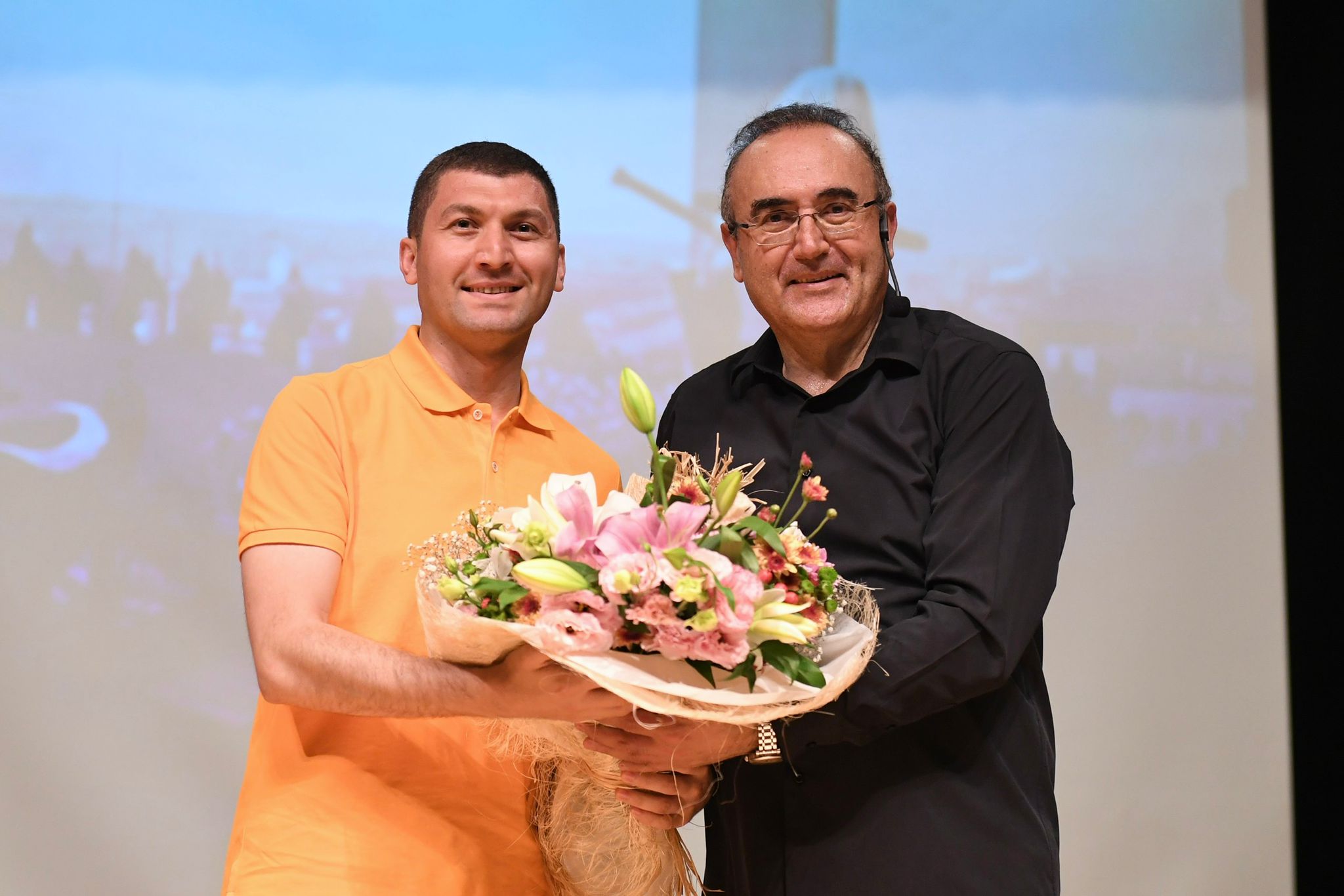 Altınordu Belediyesi’nden en ‘baba’ etkinlik USTA EDEBİYATÇI ORDULULARLA BİR ARAYA GELDİ