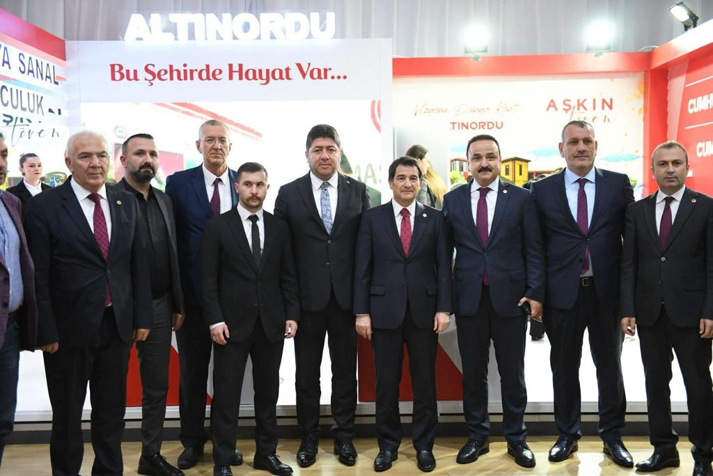 ALTINORDU BELEDİYESİ STANDI ORDU SEVDALILARININ BULUŞMA NOKTASI OLDU