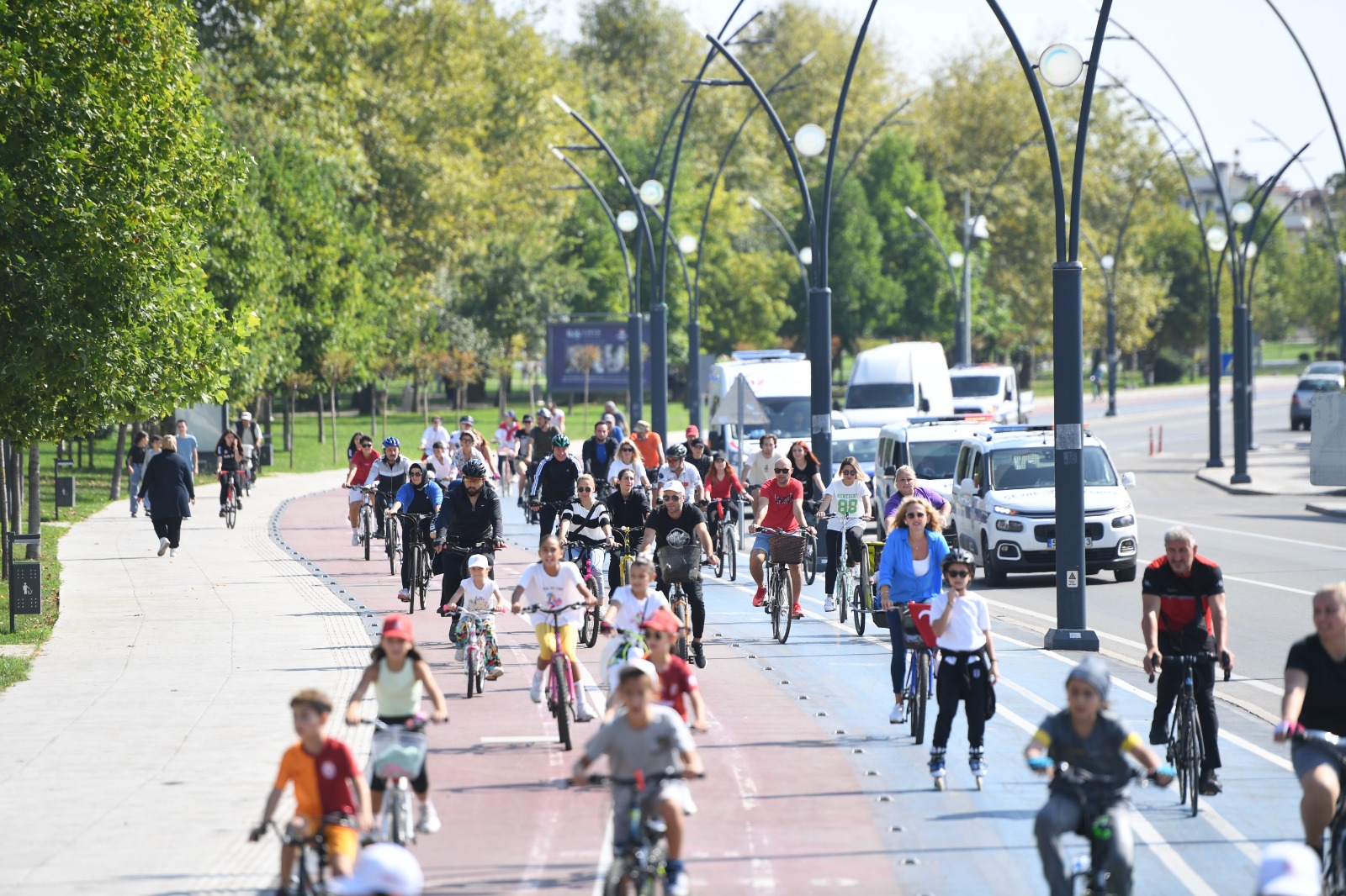 ALTINORDU’DA PEDALLAR ÇEVRE DOĞA VE İNSAN SAĞLIĞI İÇİN ÇEVRİLDİ
