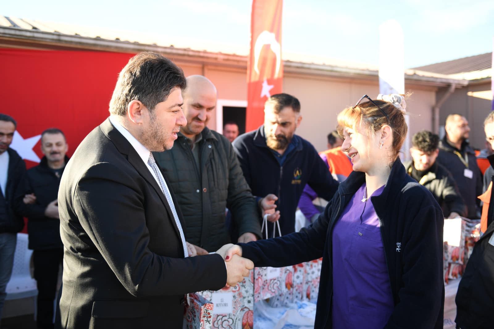 BAŞKAN TÖREN TEMİZLİK BİRİMİNDEKİ MESAİ ARKADAŞLARIYLA BİR ARAYA GELDİ