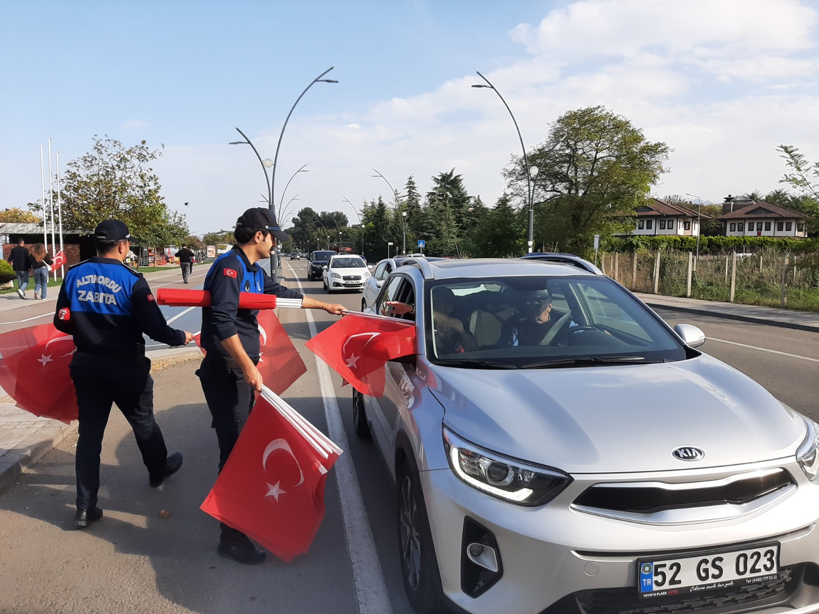 ALTINORDU’DA YER GÖK KIRMIZI BEYAZ