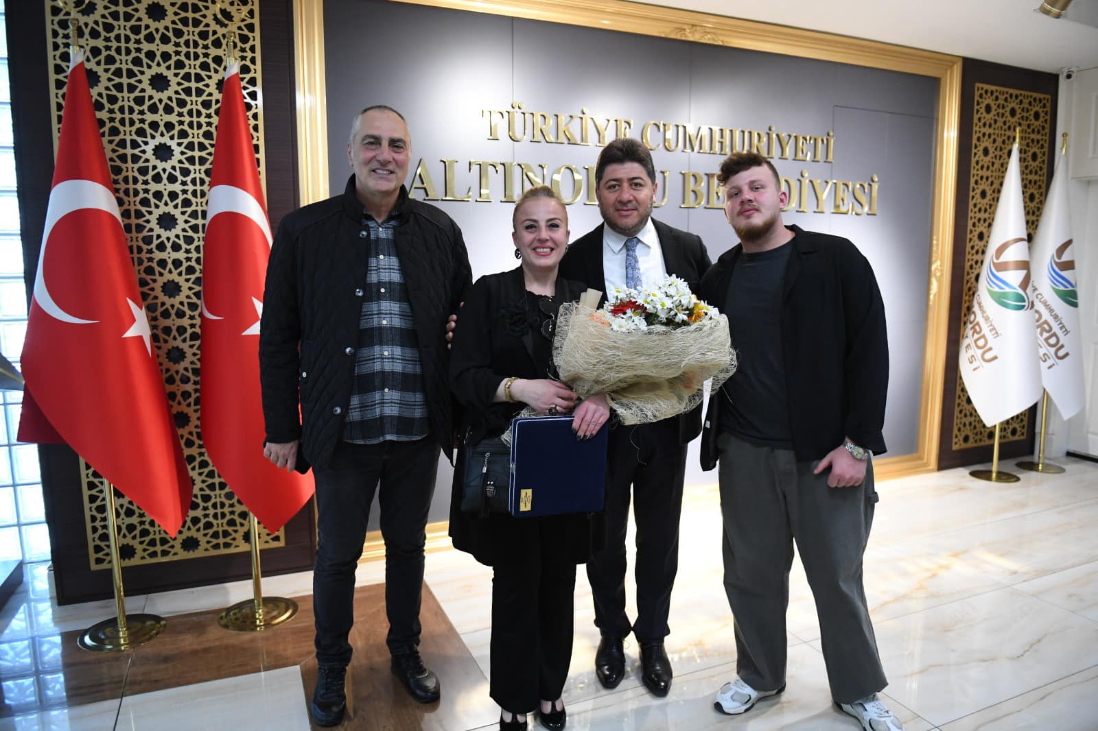 BAŞKAN AŞKIN TÖREN ÖZEL MİSAFİRLERİNİ AĞIRLADI