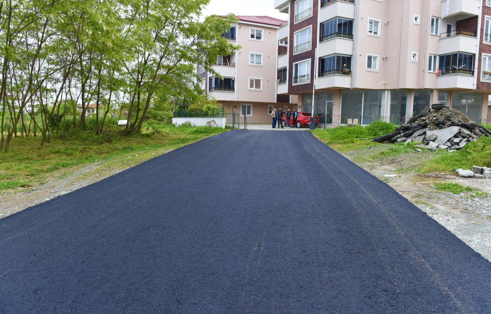 ALTINORDU BELEDİYESİNİN HİZMET SEFERBERLİĞİ DEVAM EDİYOR