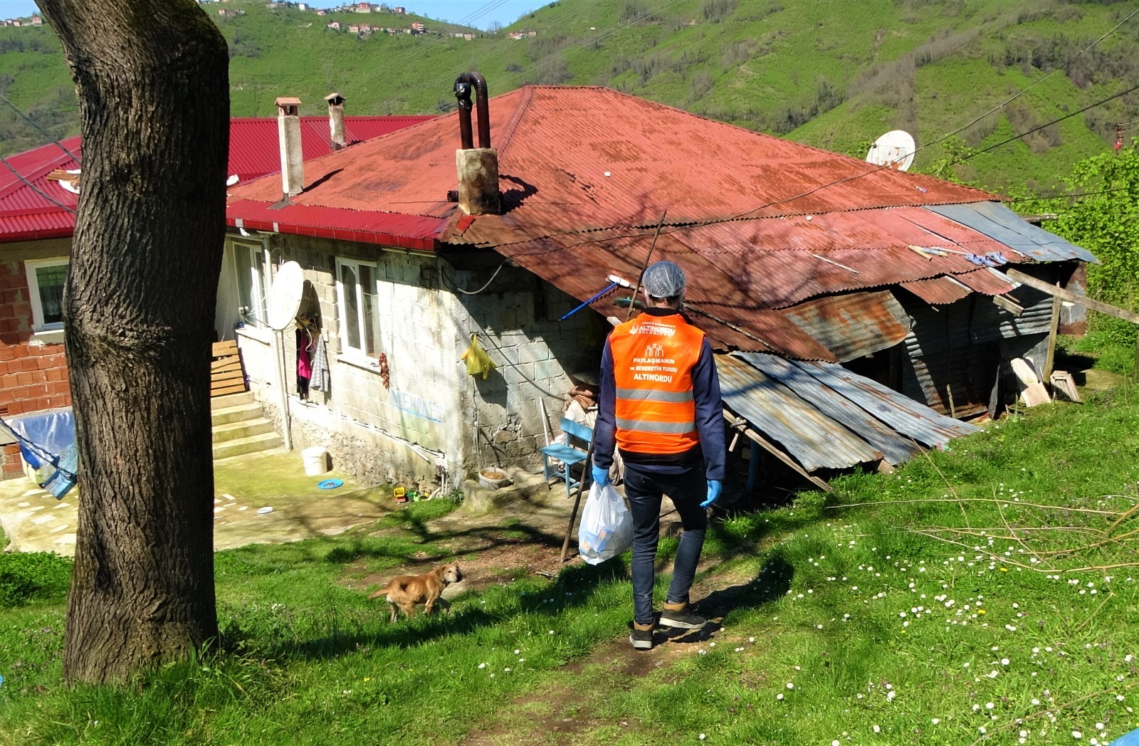 ALTINORDU BELEDİYESİ’NDEN İFTAR SOFRALARINA GÜNLÜK 10.000 SICAK YEMEK İKRAMI