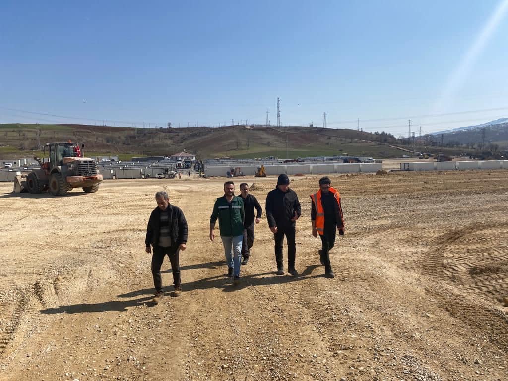BAŞKAN AŞKIN TÖREN DEPREM BÖLGESİNDEKİ MESAİSİNDE 1 AYI GERİDE BIRAKTI