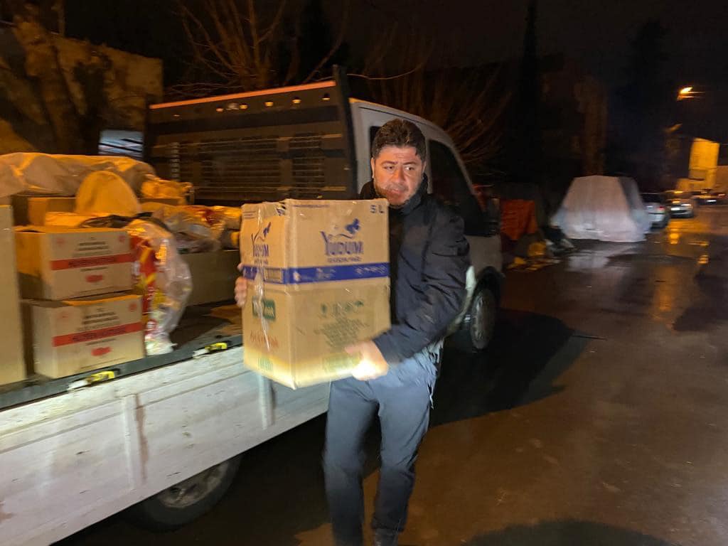 BAŞKAN AŞKIN TÖREN DEPREM BÖLGESİNDEKİ MESAİSİNDE 1 AYI GERİDE BIRAKTI