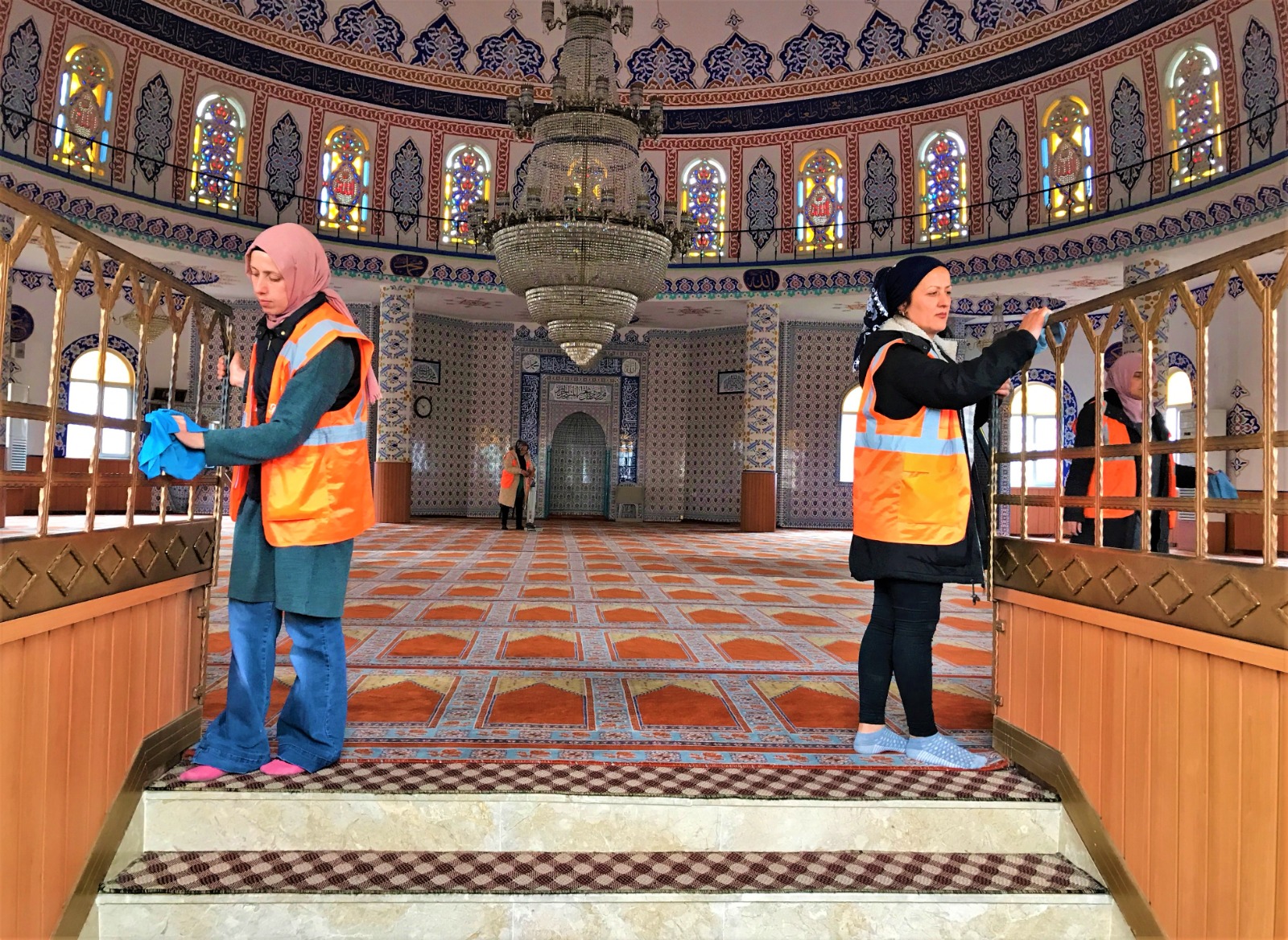ALTINORDU BELEDİYESİ CAMİLERİ RAMAZAN’A HAZIRLIYOR