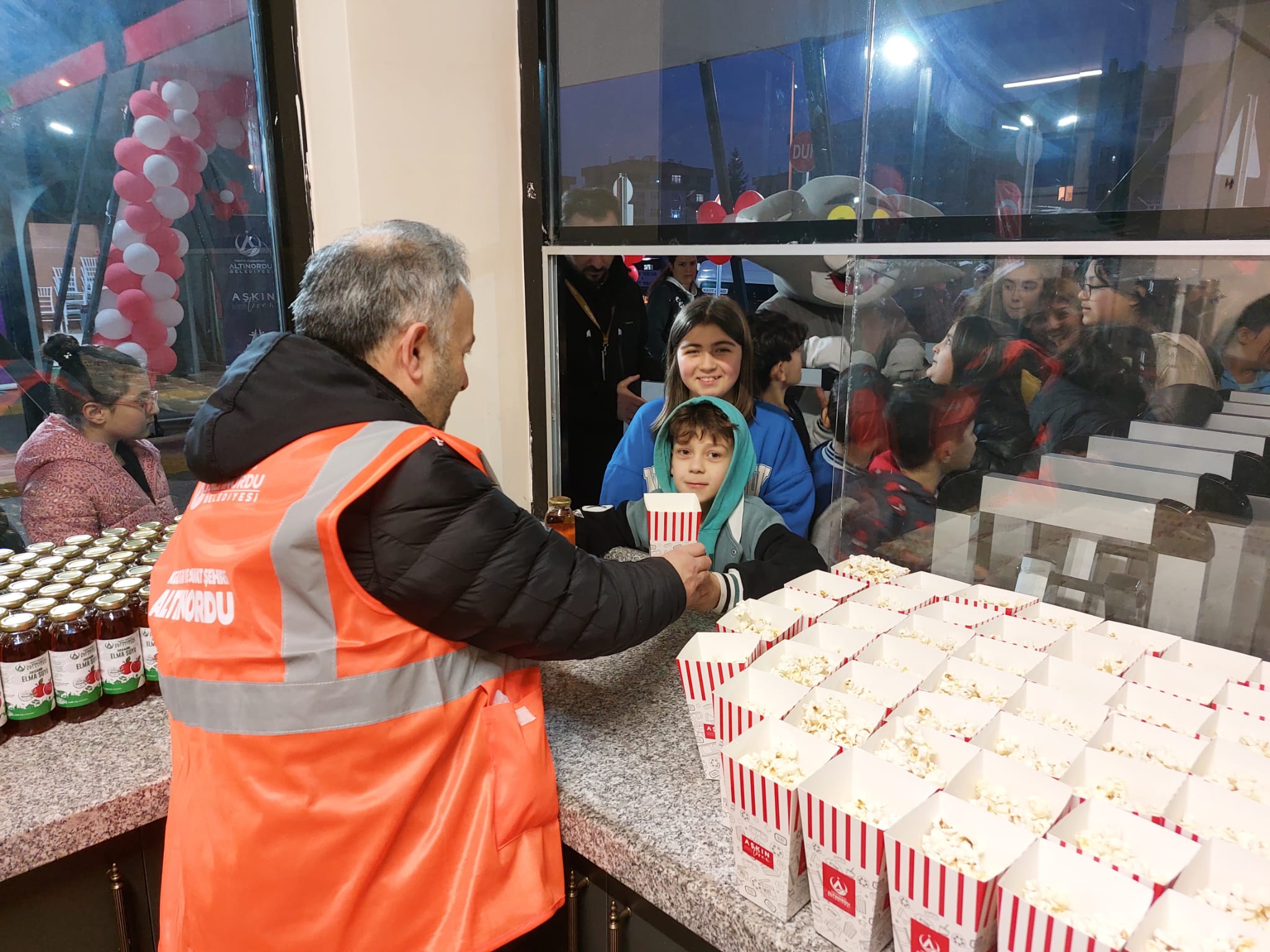 SÖMESTR SİNEMA GÜNLERİ’NİN HER GÜNÜ BİRBİRİNDEN RENKLİ GEÇİYOR