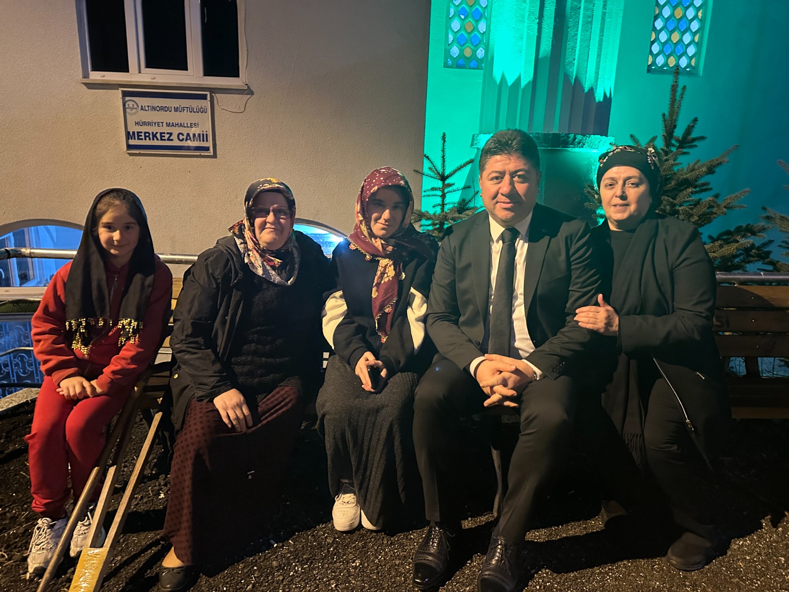 HİZMET VE ESER BELEDİYECİLİĞİNDE AŞKIN TÖREN İMZASI