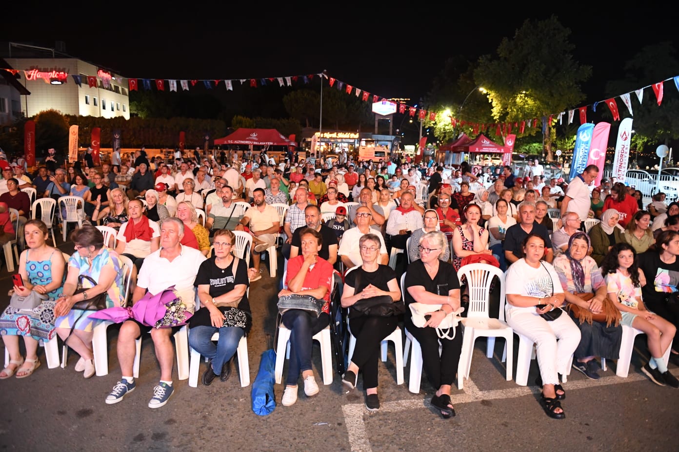 ALTINORDU’DA MUHTEŞEM YAZ KONSERLERİ