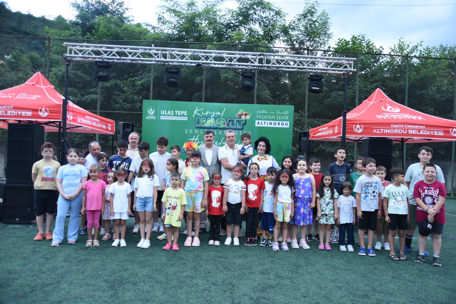 Altınordu Belediyesi, bir ilke daha imza attı HASAT ŞENLİKLERİ KIRSAL MAHALLELERE RENK KATIYOR