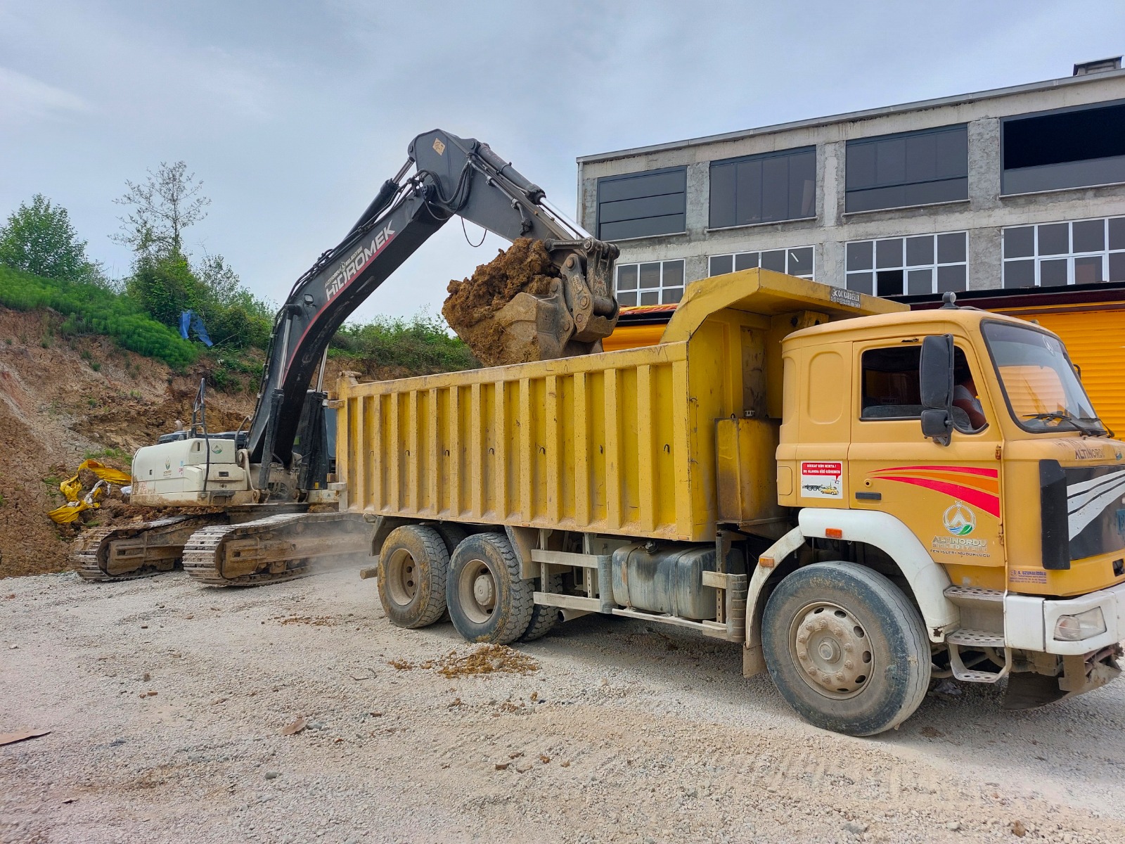 ALTINORDU BELEDİYESİ ULAŞIM ALT YAPISINI GÜÇLENDİRİYOR 🚧