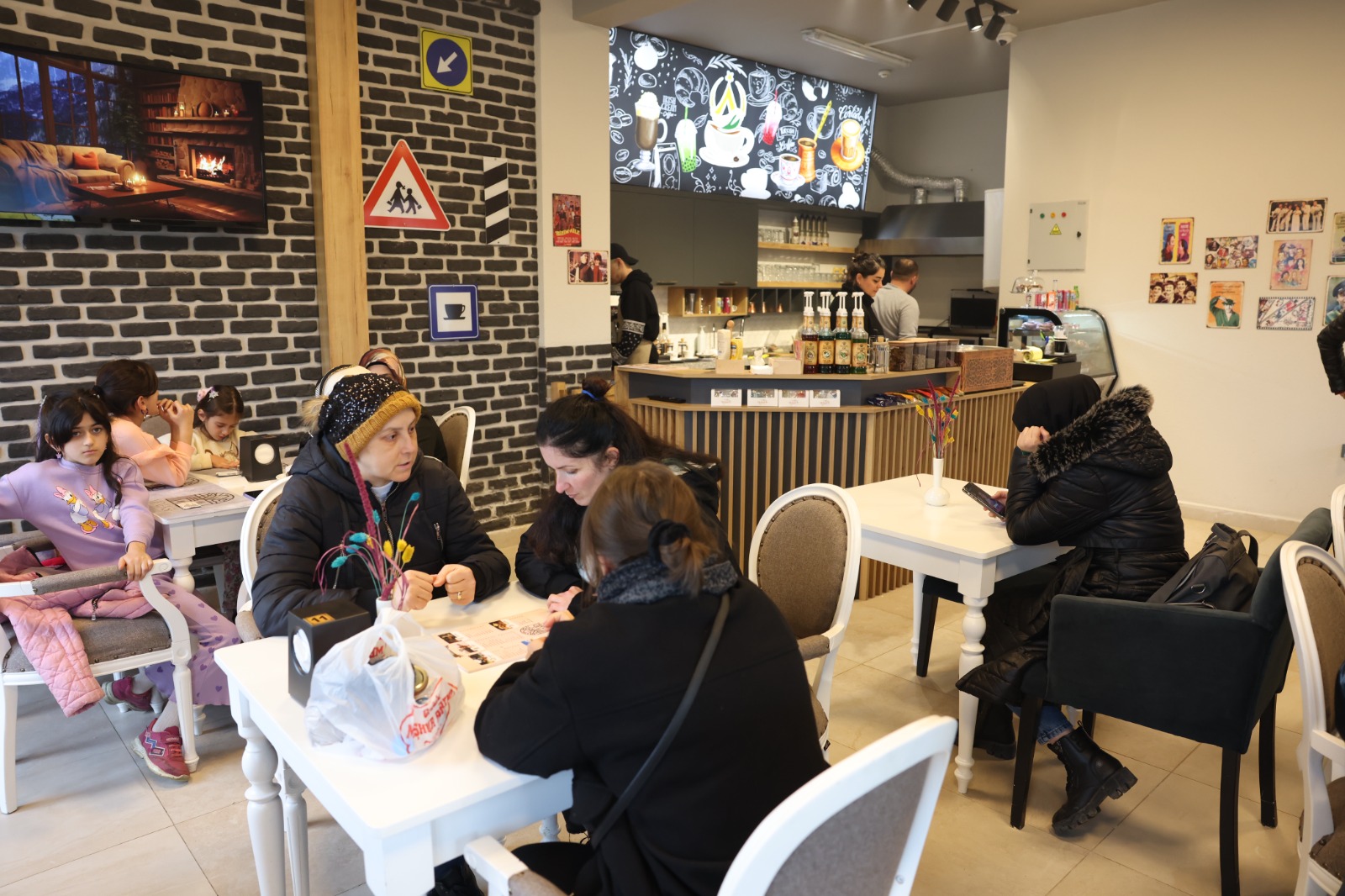 ALTINORDU’NUN YENİ GÖZDE MEKANI DURUGÖL MENEKŞE KAFE