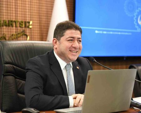 BAŞKAN TÖREN “BİZİM DERDİMİZ DE GAYEMİZ DE SEVDAMIZ DA ALTINORDU”