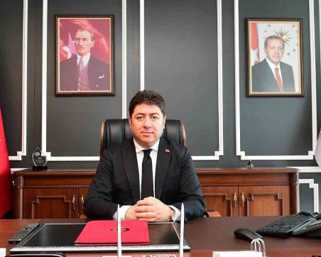 BAŞKAN TÖREN "EGEMENLİK ŞUURU UMUDUMUZU HER DAİM TAZE TUTAR"