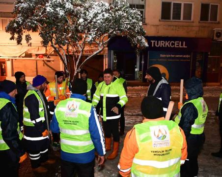 BAŞKAN TÖREN, SAHADAKİ ÇALIŞMALARI YERİNDE İNCELEDİ