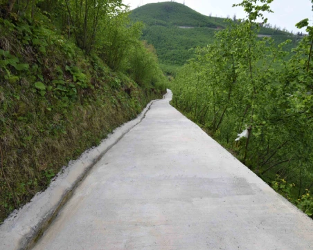 ALTINORDU’NUN BETON YOL SERİSİNDE 32'İNCİ MAHALLE DE TAMAM