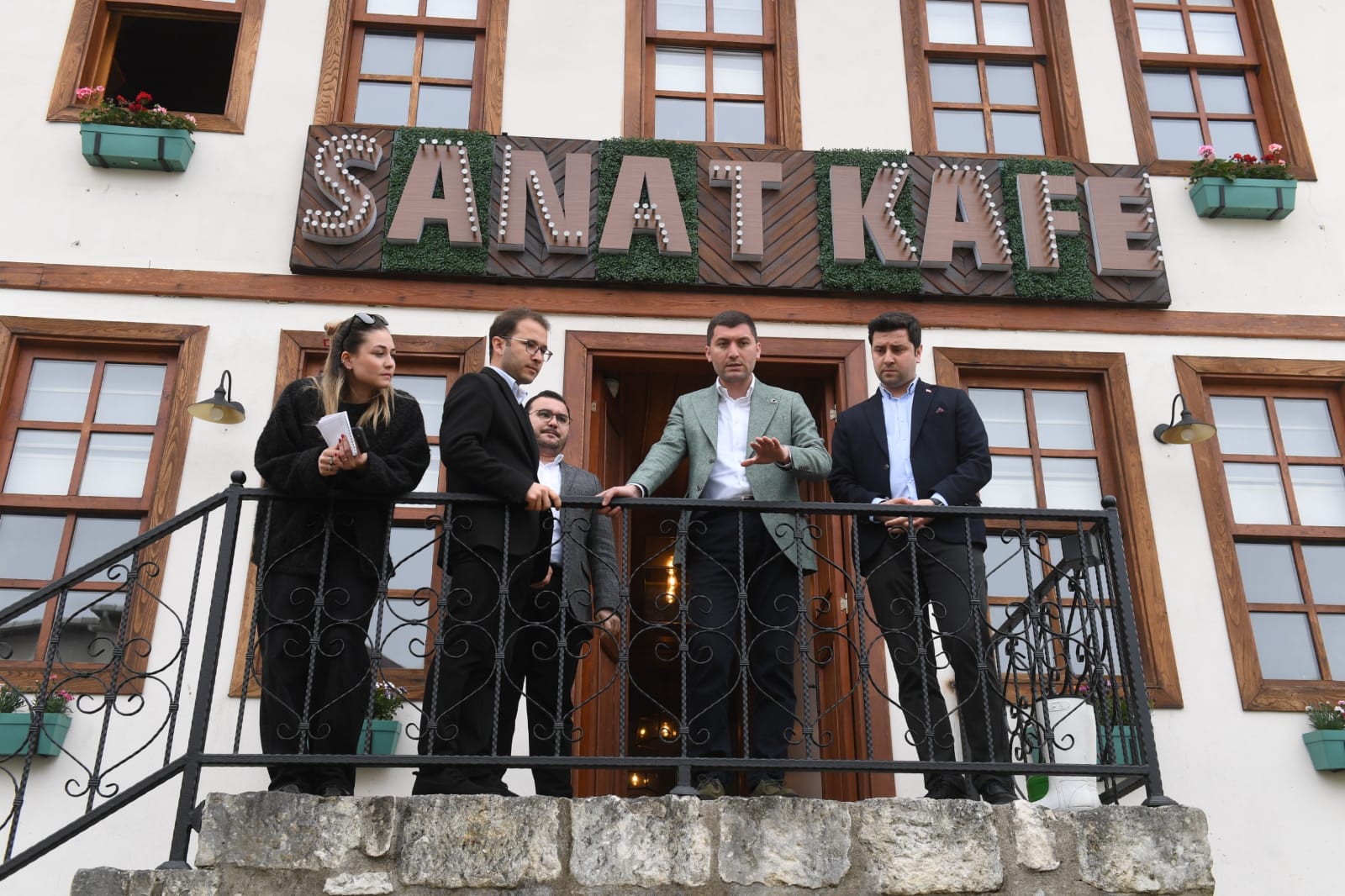 GLÜTENSİZ MENÜLÜ SANAT KAFE 10 MAYIS’TA HİZMETE GİRİYOR